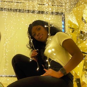 Meet your Posher, Afua